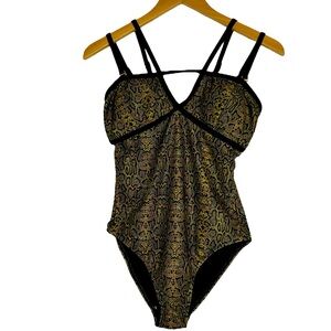 NEW Nicole Miller Swimsuit One Piece Snakeskin Print Size Small New Without Tags